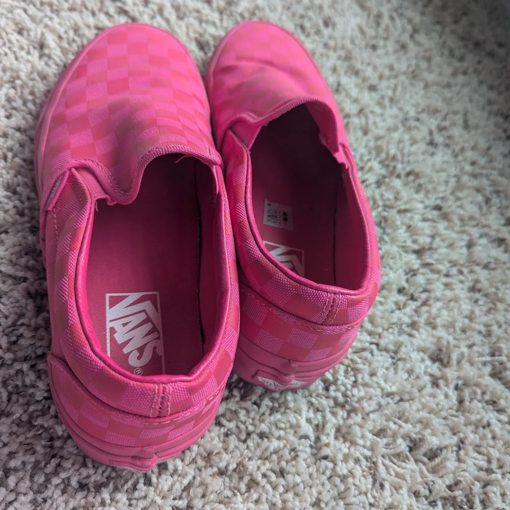 Vans Checkered Pink Slip-On Sneakers, Men's 7.5 (About A Women's 9) - Picture 3 of 4